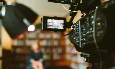 东方甄选直播间：一味追求增长的恶果 - 云笔网策