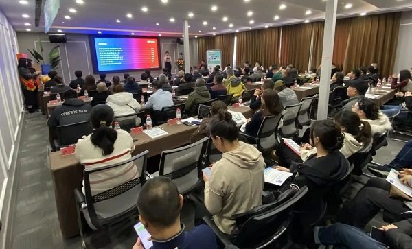 「跨海逐梦 智启未来」布局2025企业出海营销新机遇(图2)