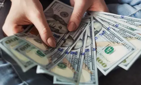 1篇笔记卖货10万+，他们如何在小红书“躺着赚钱” - 云笔网策